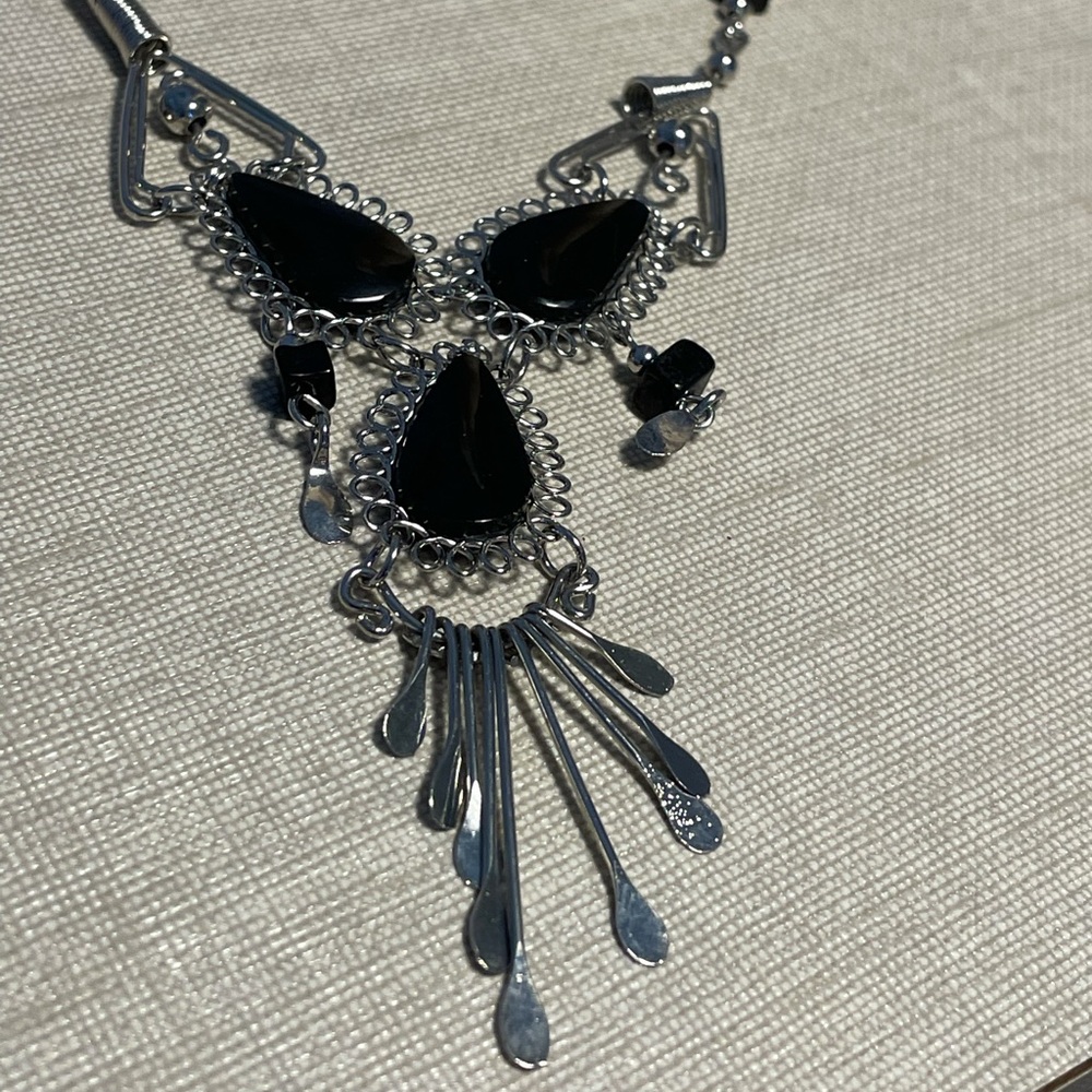 Funky boho necklace black stone